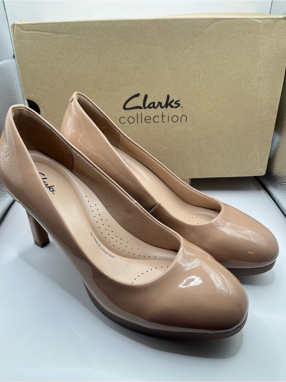Clarks New Women's 11M Nude Mid Heel Pumps